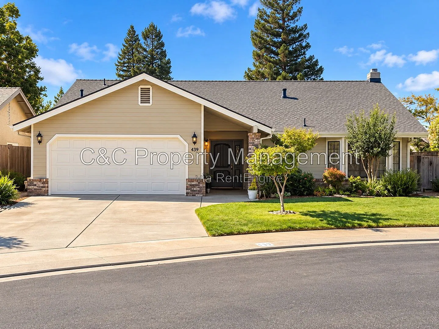 3 bed, 2.0 bath, 1621 sqft, $2,900 — Photo 1