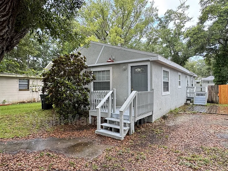 545 Pine St — Photo 2