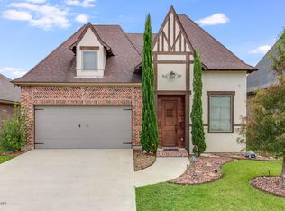 140 Heathwood Dr, Broussard, LA 70518