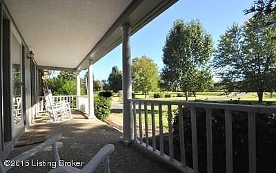 Finchville Rd covered Front porch.jpg