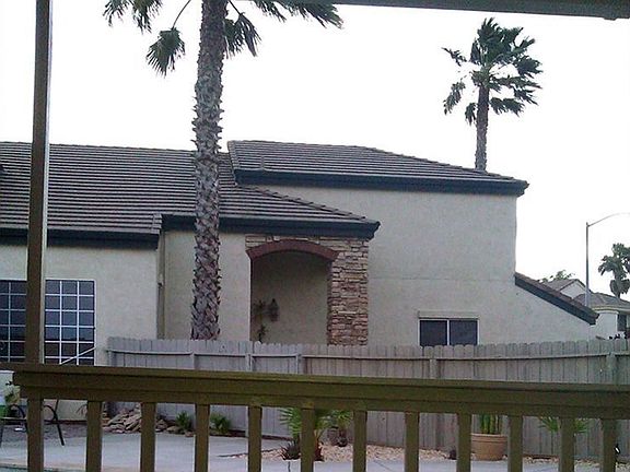 4th image of 2498 Cove Pl