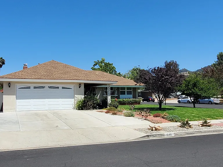 1046 Tapies Ct — Photo 1