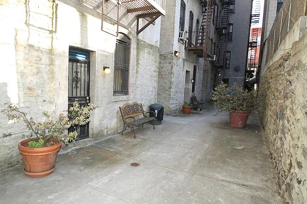 Sold by Corcoran | media 16