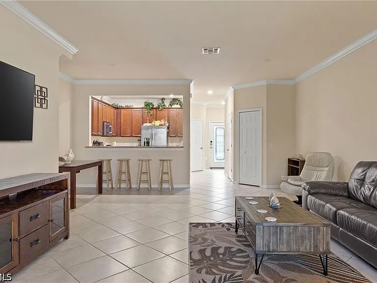 10243 Via Colomba Cir — Photo 9