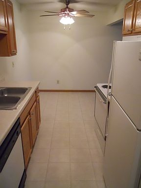 2nd image of 3906 Valley View Dr S APT 204