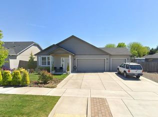 3358 Ford Dr, Medford, OR 97504