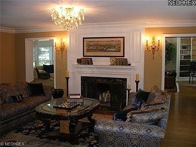 4th image of 18501 N Park Blvd
