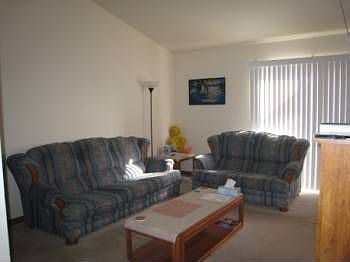4th image of 6391 Gossamer St