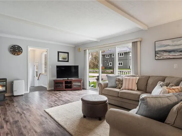 303 Cedar Dr, Norfolk County, ON N0E 1T0