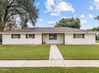 100 Lynn Dr, Lafayette, LA 70508