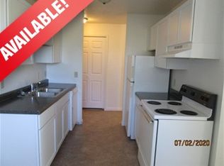 3021 S 17th St #105, Grand Forks, ND 58201