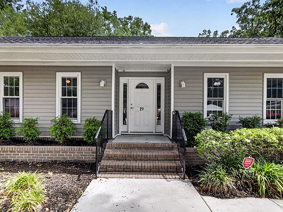 4th image of 19 Milano Ct