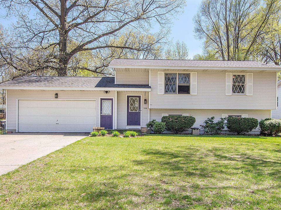 1st image of 144 Manley Ave