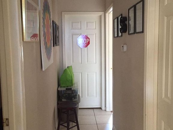 4th image of 11710 Kings View Ct #B