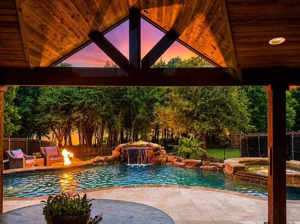 1812 Lake Wood Trl, Little Elm, TX 75068