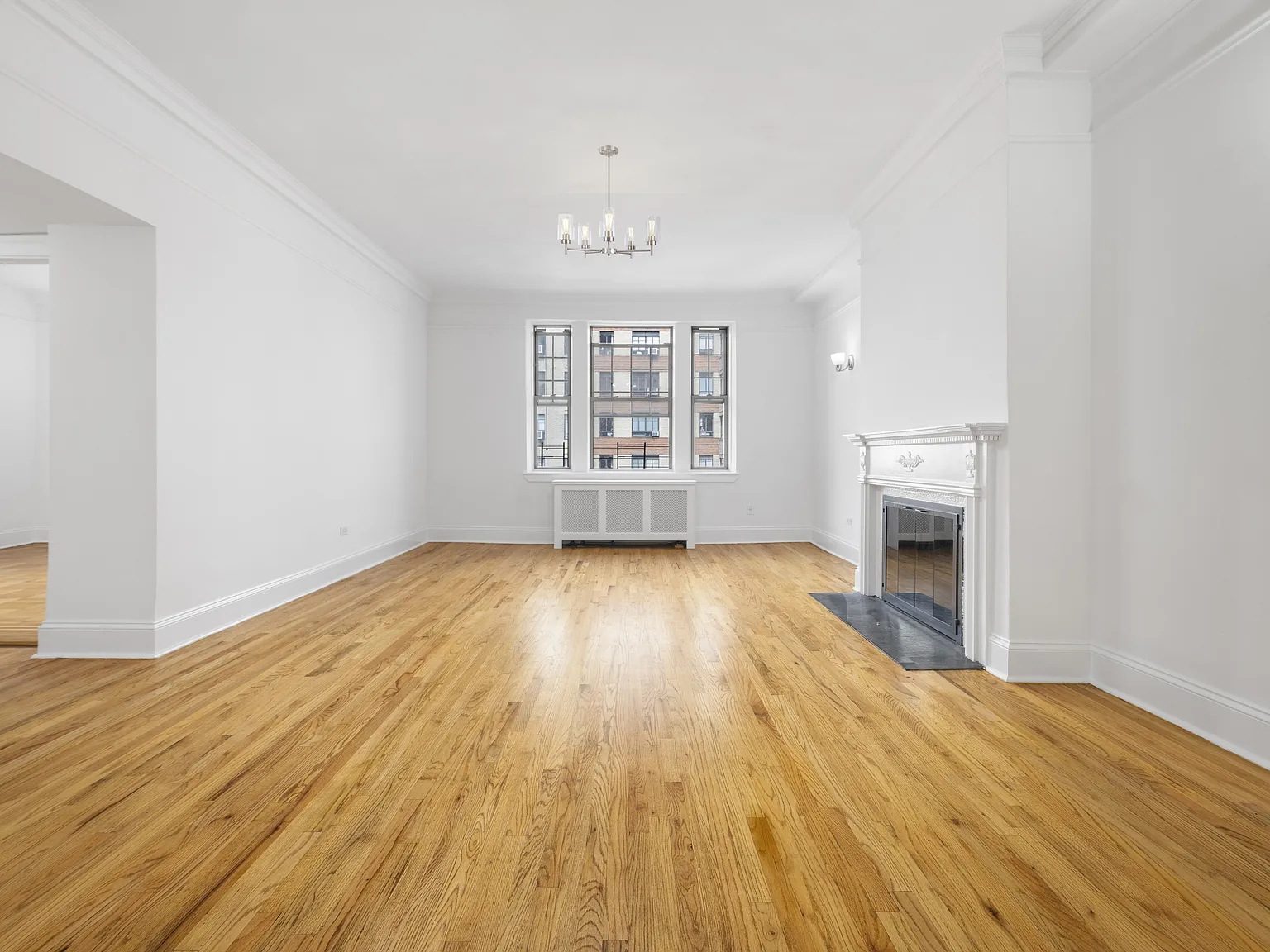562 West End Avenue — Photo 1