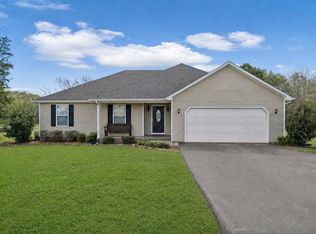 201 Elmwood Dr, Auburn, KY 42206