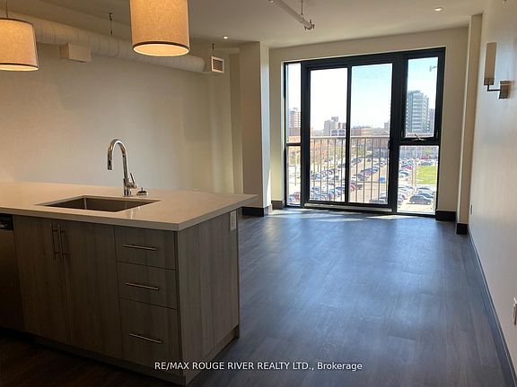 4th image of 121 King St E #408