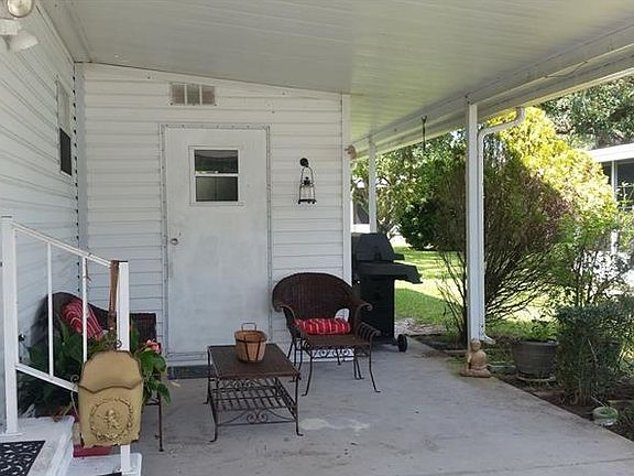 4th image of 16821 Olivaud St