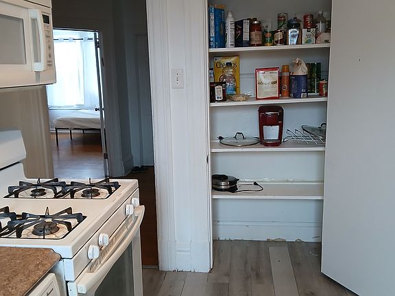 3rd image of 5439 Jackson St #2-1