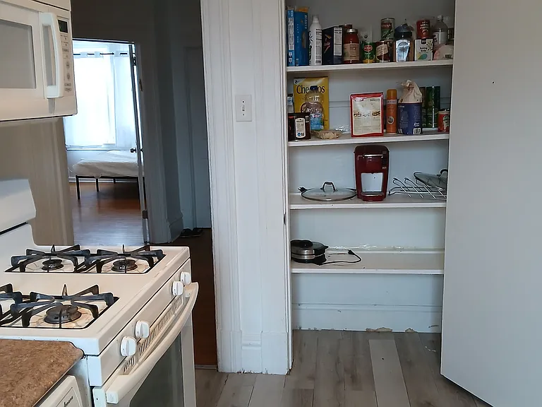 5439 Jackson St — Photo 13
