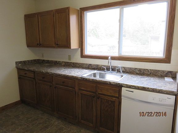 4th image of 1902 Treadway Ave
