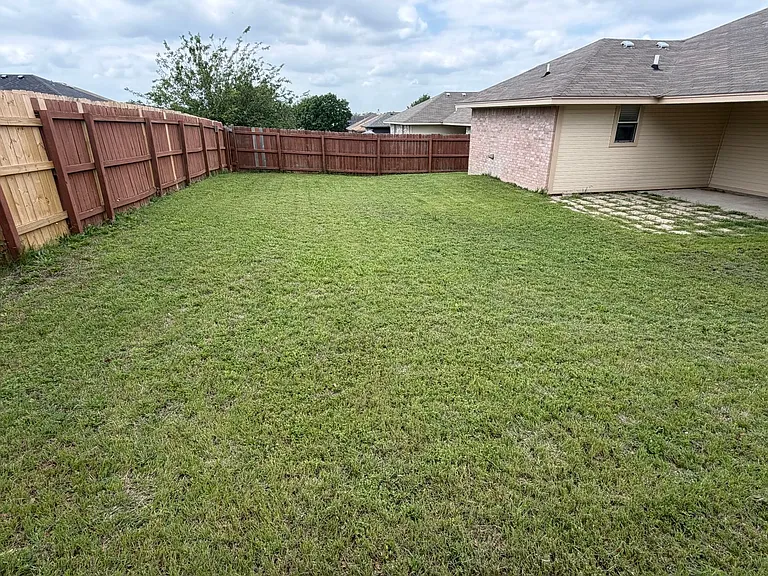 2602 Bigleaf Dr — Photo 15