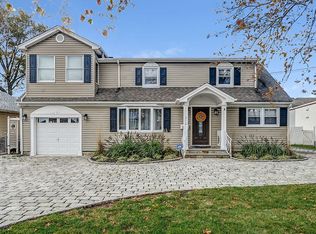 212 N 23rd St, Kenilworth, NJ 07033