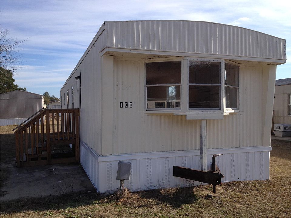 Lot 100 Front