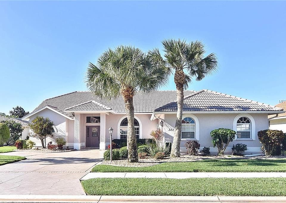 1st image of 111 Grand Oak Cir