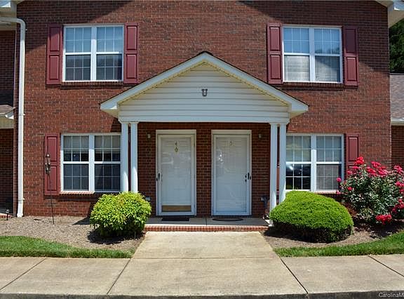 3rd image of 102 Brandywine Dr NE APT U4