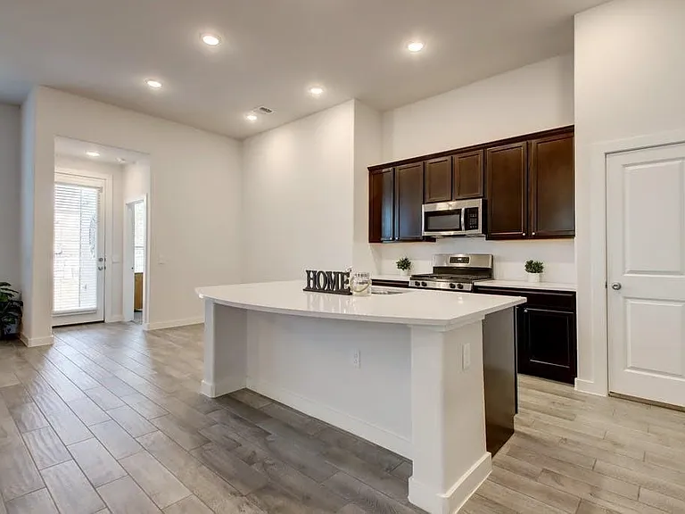 11417 American Mustang Loop — Photo 15