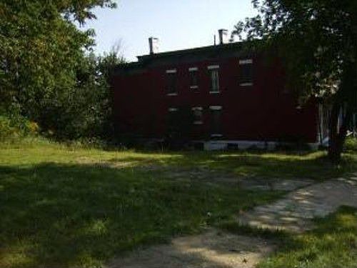 2nd image of 15 Kimball St