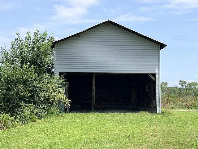 456 Homestead Pl — Photo 3