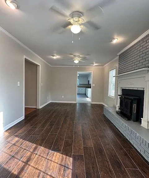 1209 Lawhorn Rd — Photo 16