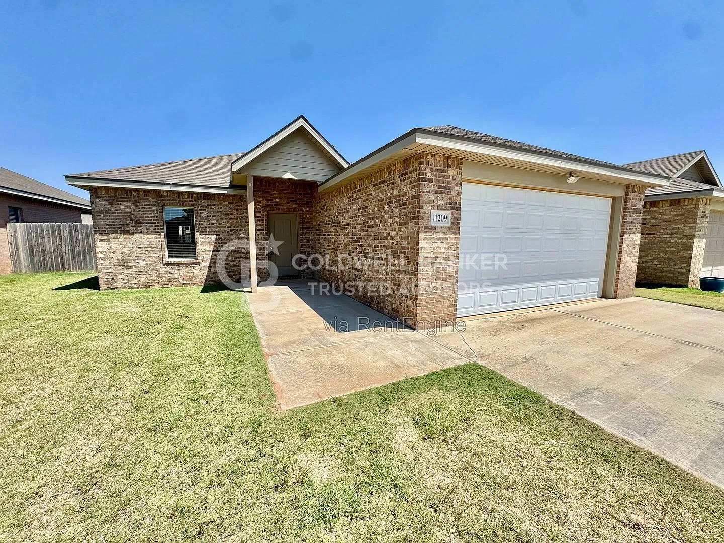 3 bed, 2.0 bath, 1645 sqft, $1,575 — Photo 2