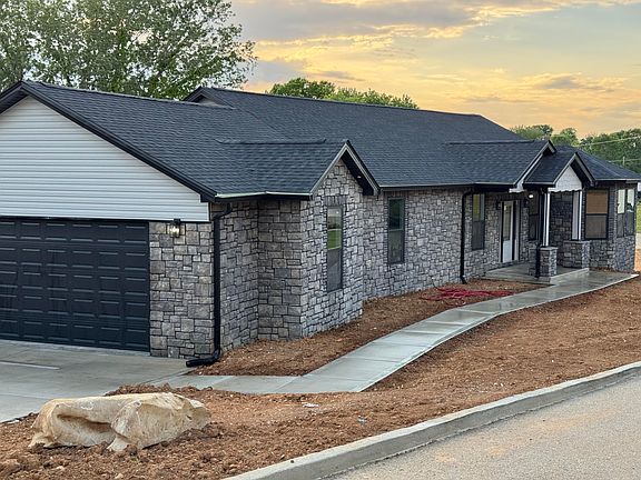 2nd image of 61 Kaydens Way