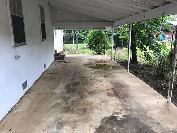 2nd image of 629 19th St