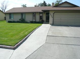 1095 W Juanita Ave, Hermiston, OR 97838