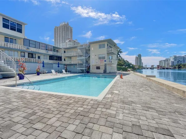 6484 Indian Creek Dr #120, Miami Beach, FL 33141