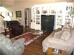 2nd image of 3818 Pleasant Valley Dr