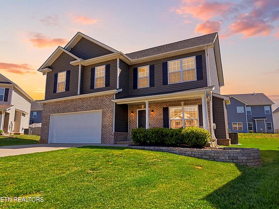 5th image of 3107 Otter Run Ln
