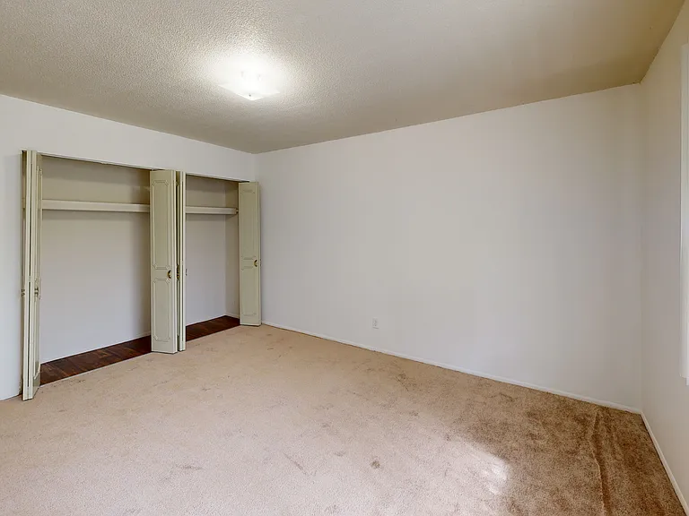 Ravine Apartments — Photo 21