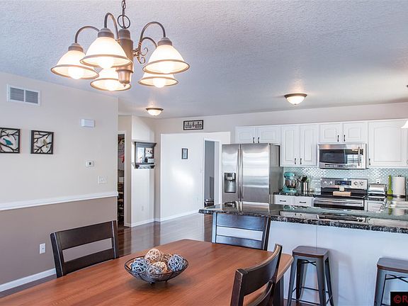 2nd image of 109 Savannah S