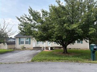 1724 Hermitage Ct, Harrisonburg, VA 22801