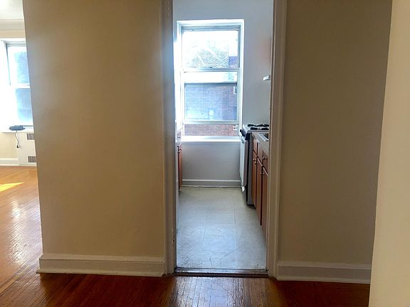 4th image of 17505 Wexford Ter APT 2F