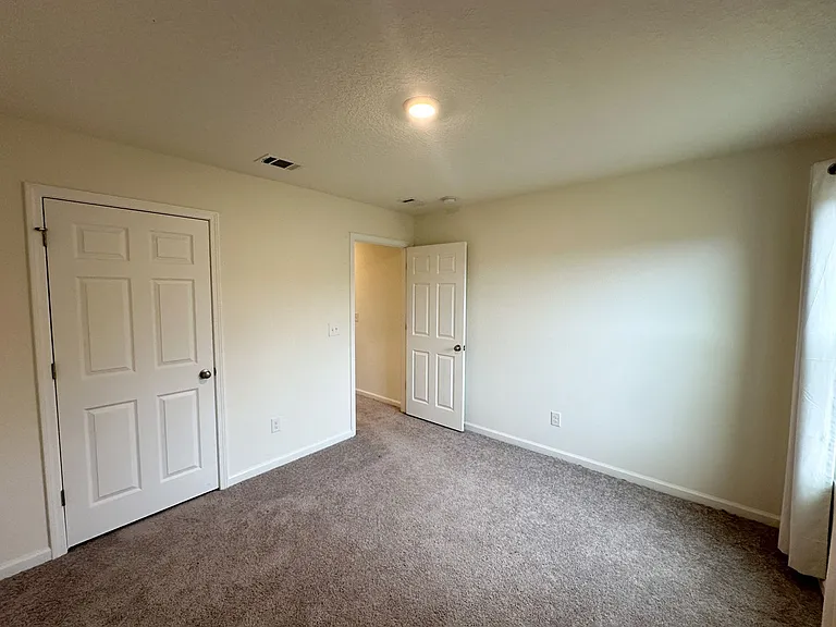 8727 Schooner Ln — Photo 13