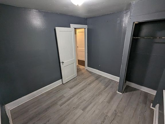 4th image of 651 42nd St APT A