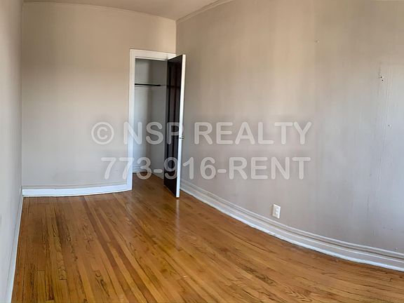 3rd image of 3589 N Milwaukee Ave APT 3