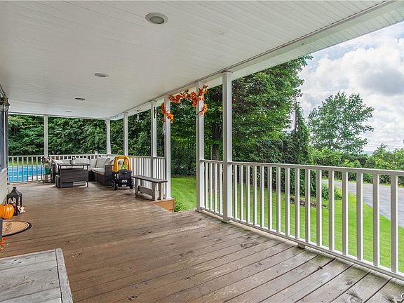 4th image of 21400 Hadcock Rd